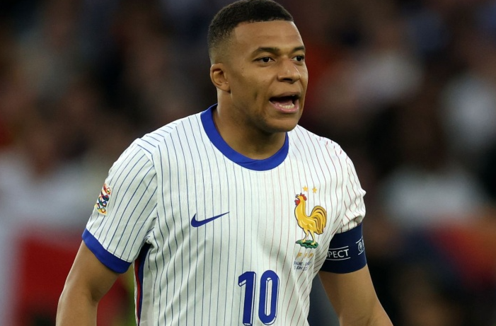 The French national team faces an unexpected challenge without its star player